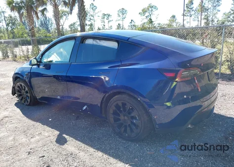 2022 Tesla Model Y Long Range Dual Motor All-Wheel Drive from USA, damaged, VIN 7SAYGDEE4NF322372